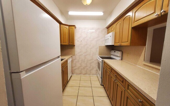 Building Photo - 12003 Poinciana Blvd