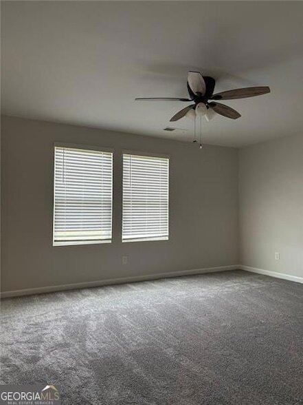 Building Photo - 368 Sinclair Way