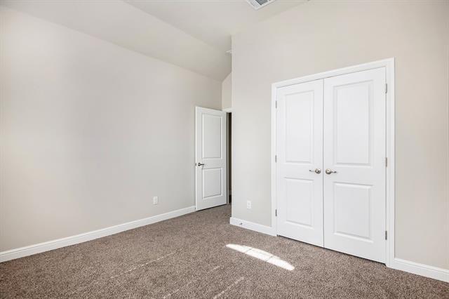 Building Photo - 229 Dunmore Dr