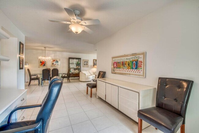 Building Photo - 12547 Imperial Isle Dr