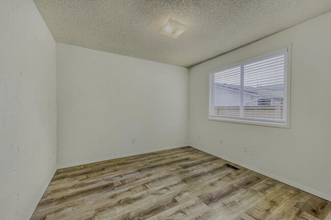 Building Photo - 1467 NW 176th Pl