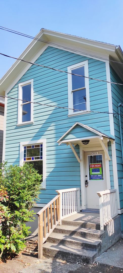 Primary Photo - Spacious Duplex in Goose Hollow