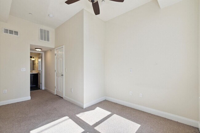 Building Photo - 1408 Willington St