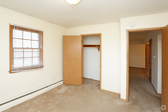 Bedroom - Ashworth Manor