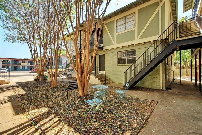 Building Photo - 4306 Avenue A