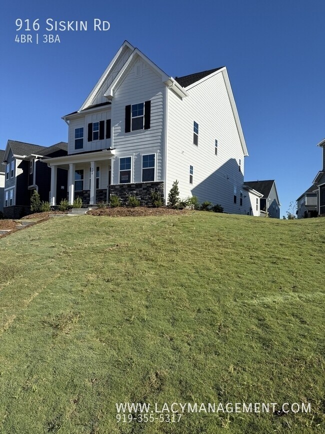 Building Photo - 916 Siskin Rd