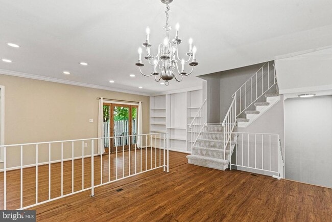 Building Photo - 6632 Green Ash Dr