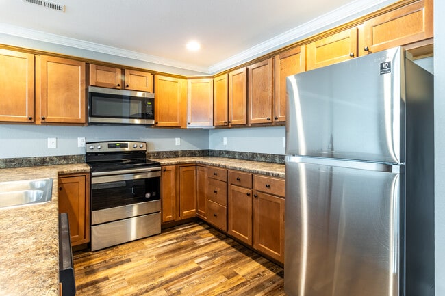 Building Photo - 926 Warrior Hill Dr