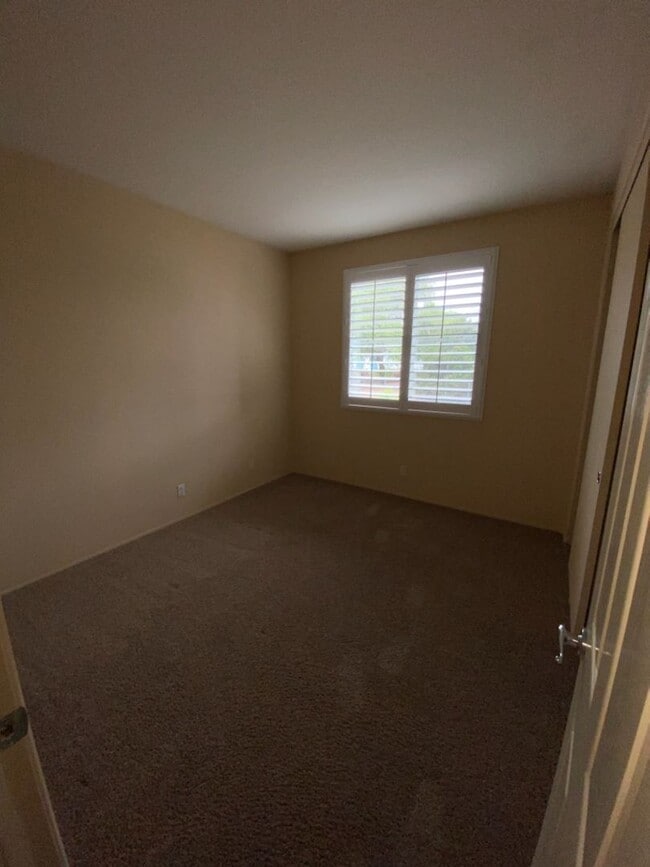 Building Photo - Beautiful 2 Bedroom 2 Bath Condo in the heart of Rancho San Diego!