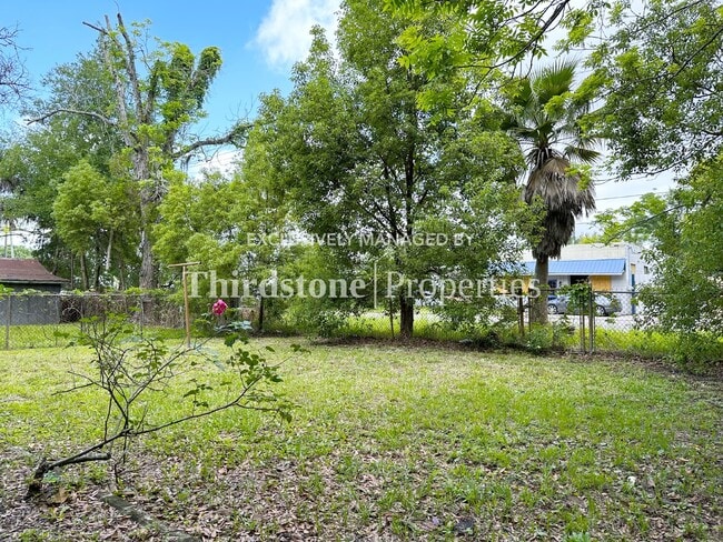 Building Photo - 435 Springfield Ct N