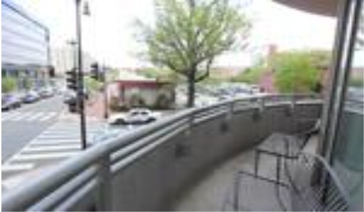 Building Photo - 811 4th St NW