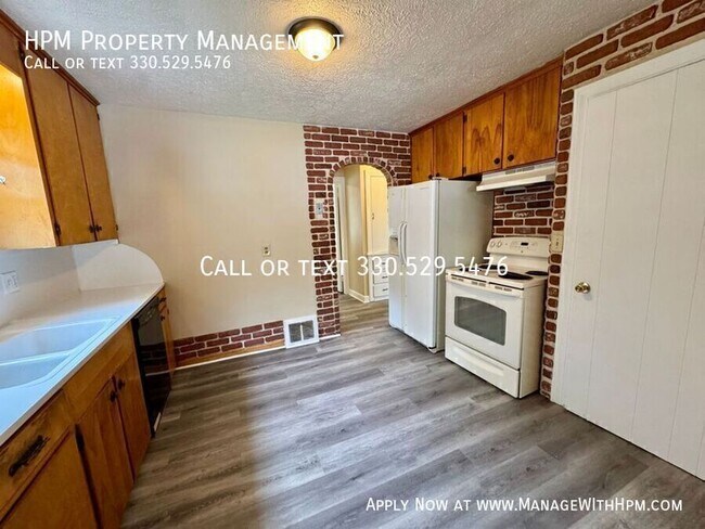 Building Photo - 3021 Windsor Pl SW