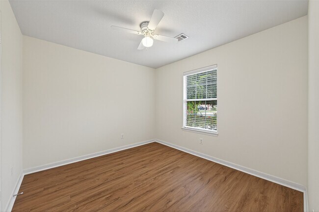 Building Photo - 4107 Pedernales River Ln