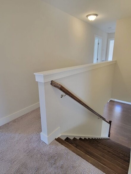 Building Photo - 1717 Buttonwood Lp