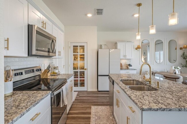 Building Photo - 232 Waterbuck Lp