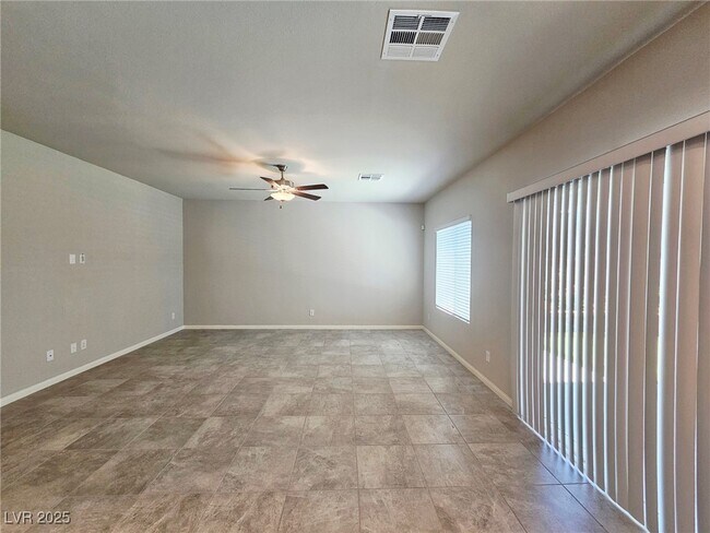 Building Photo - 7497 Blue Lotus Ave