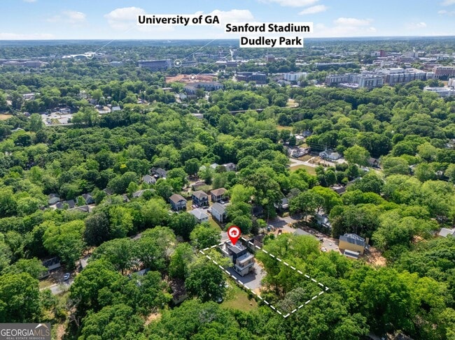 Building Photo - 1465 E Broad St