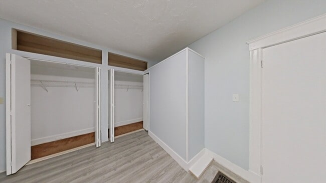 Building Photo - 74 Holbrook Rd
