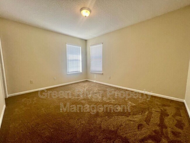 Building Photo - 2074 Heritage Oaks Ct