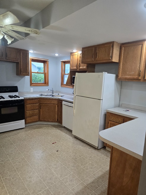 Building Photo - 12 W Mosher St