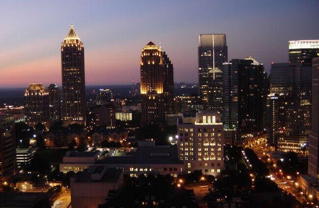 Building Photo - 860 Peachtree St NE