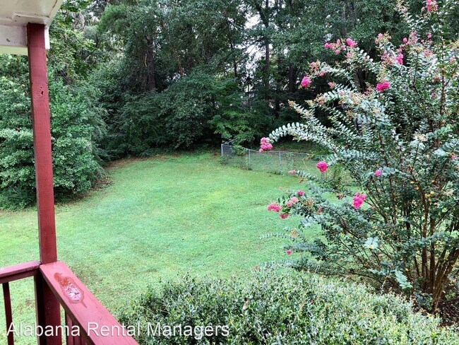 Building Photo - 3 br, 2 bath House - 985 Ryecroft Road