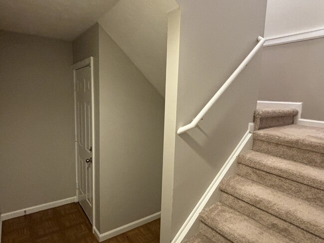 Building Photo - 1054 Reserve Way