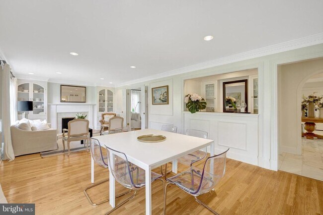 Building Photo - 6305 Dunaway Ct