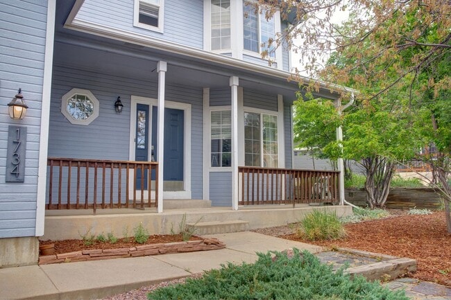 Building Photo - 1734 W Yampa St