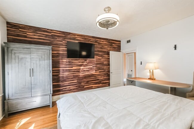 Building Photo - 1716 Richmond Ave.