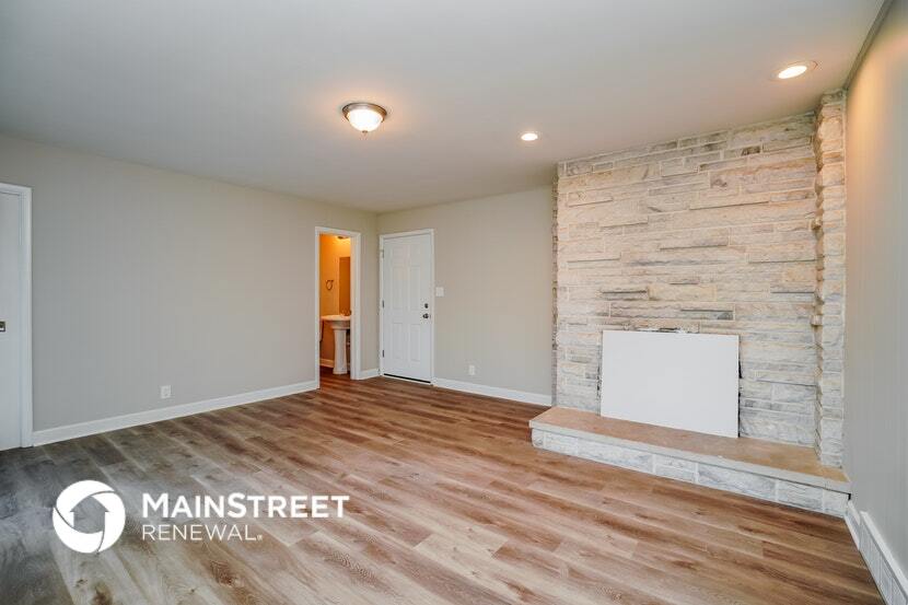 Building Photo - 9548 Brookside Dr