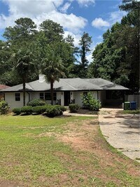 Building Photo - 1726 Centra Villa Dr SW