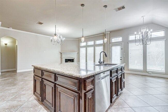 Building Photo - 27923 Silverstream Ct