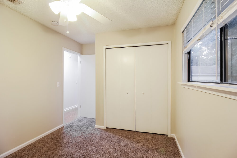 Building Photo - 8442 Finwood Ave