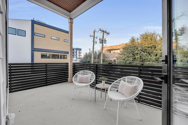 Building Photo - 1512 Villars St