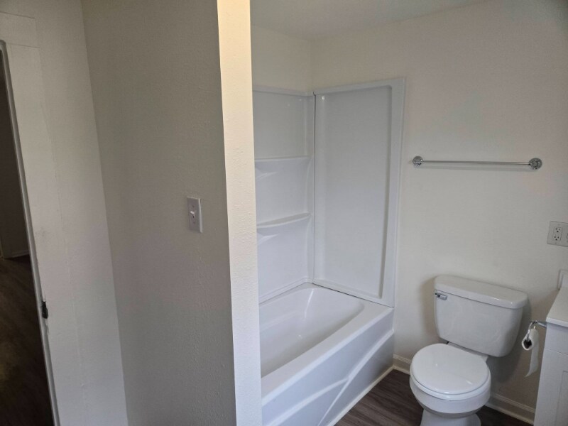 Building Photo - 202 W Peachtree St