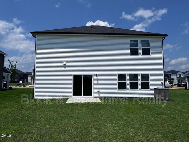 Building Photo - 50 Thistle Patch Pl