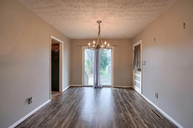 Building Photo - 4343 Jermoore Rd