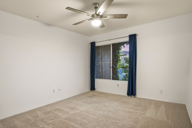 Building Photo - 7415 Caminito Rialto
