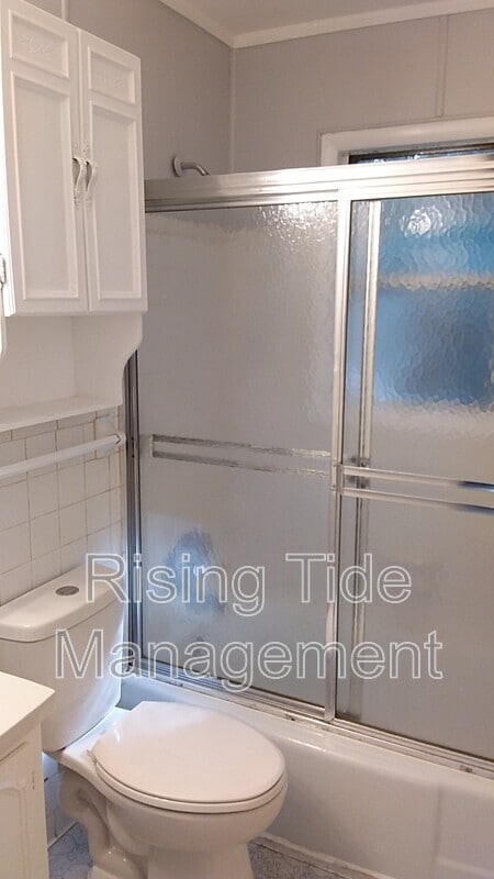 Building Photo - 700 Biscayne Dr