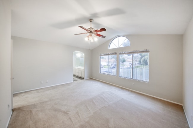 Building Photo - 7855 Green Crest Ct