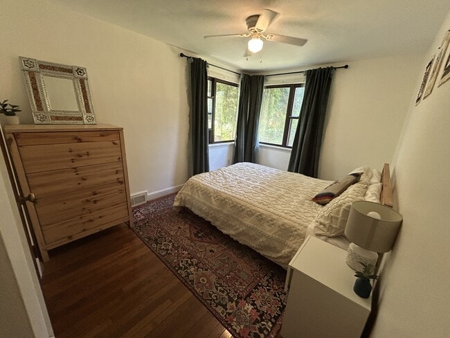 Building Photo - 138 Aikens Pl