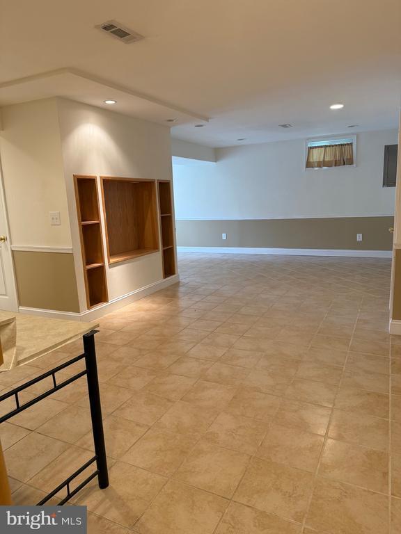 Building Photo - 19 Allenhurst Ct