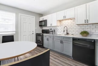 Building Photo - 1 Gardner Ct