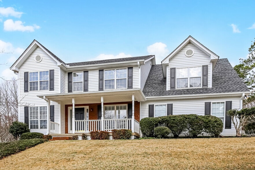 Primary Photo - 2152 Glen Hope Ln
