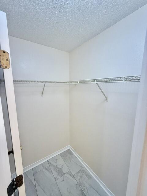 Building Photo - 957 Tray Dr