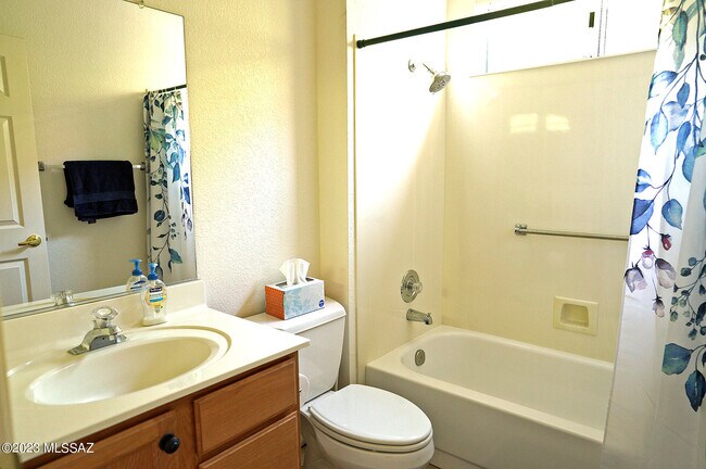 Building Photo - 14269 N Trade Winds Way
