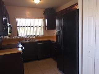 Building Photo - 428 Hunter Cir