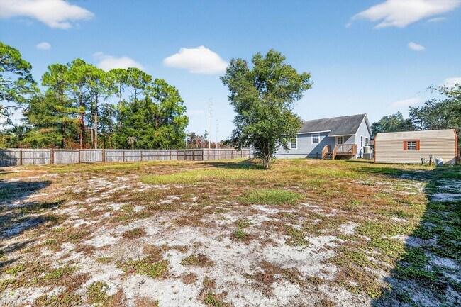 Building Photo - Charming and spacious home for rent in Leesburg!