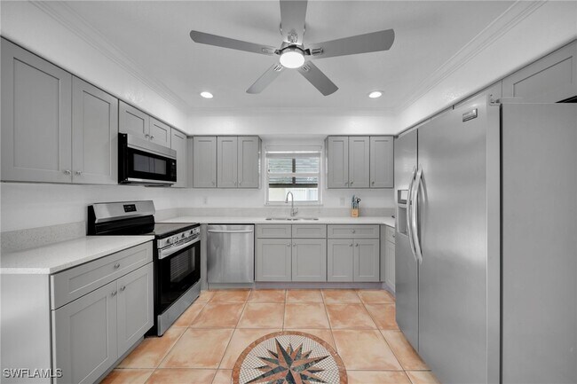 Building Photo - 4512 Coronado Pkwy